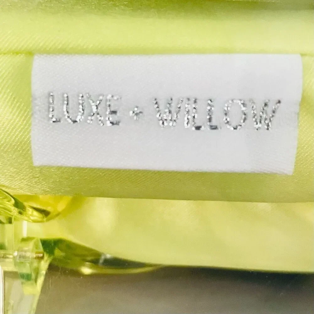 NWT New in Box  Luxe+Willow Sedona 4 Piece Green Satin Heatless Curler Set